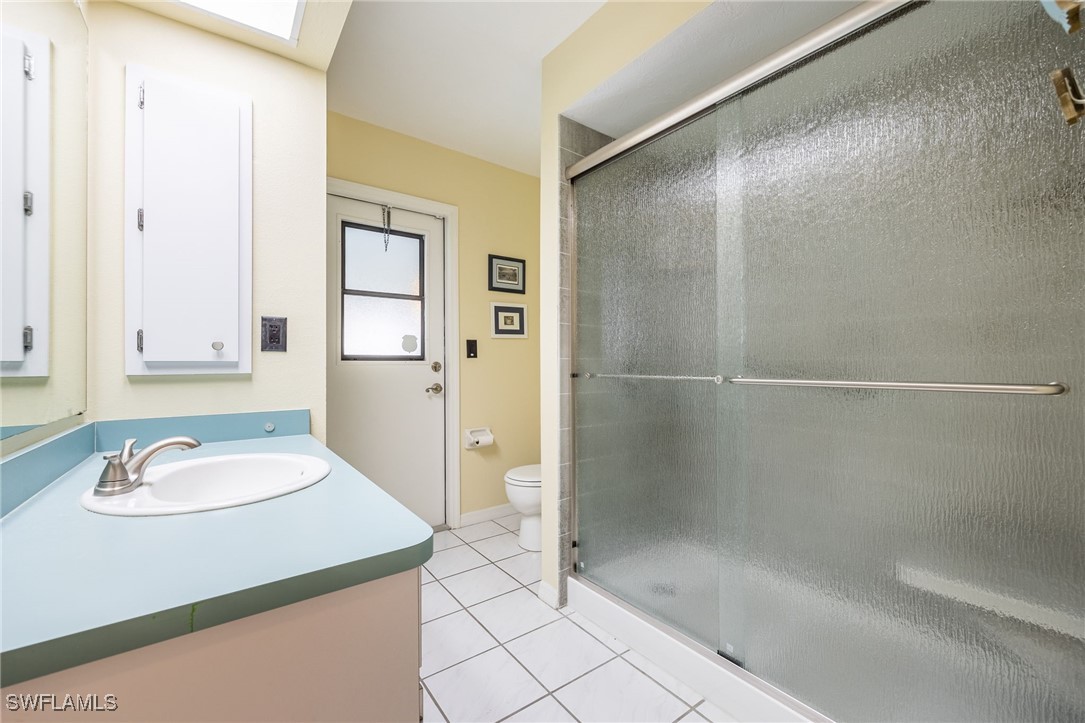 11183 Rabun Gap DR
