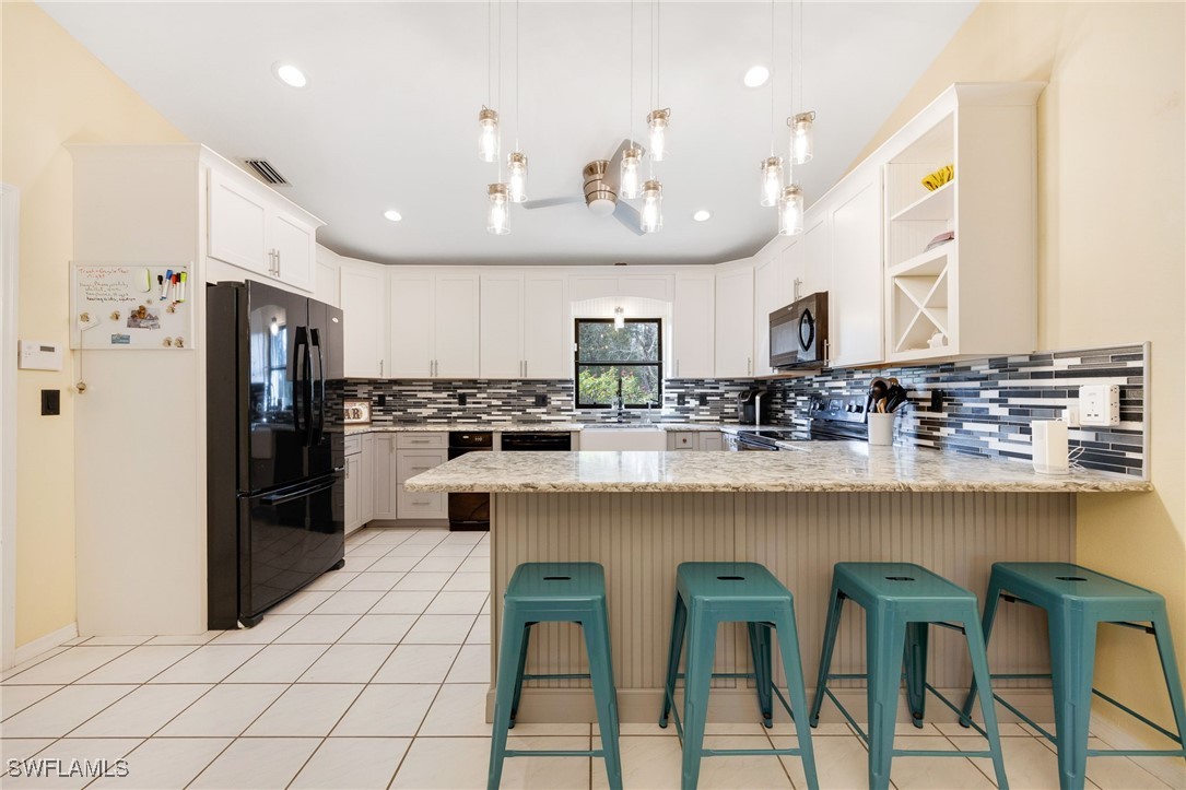 11183 Rabun Gap DR