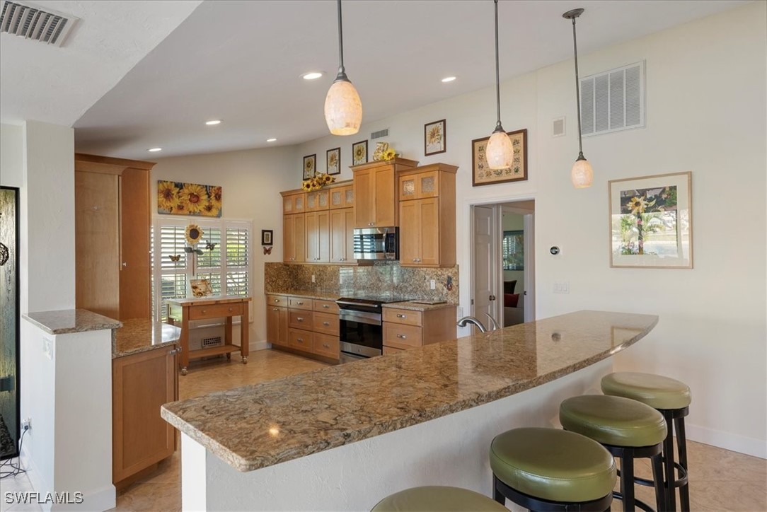 12725 Inverary CIR