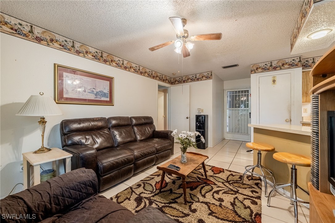 4005 School CIR