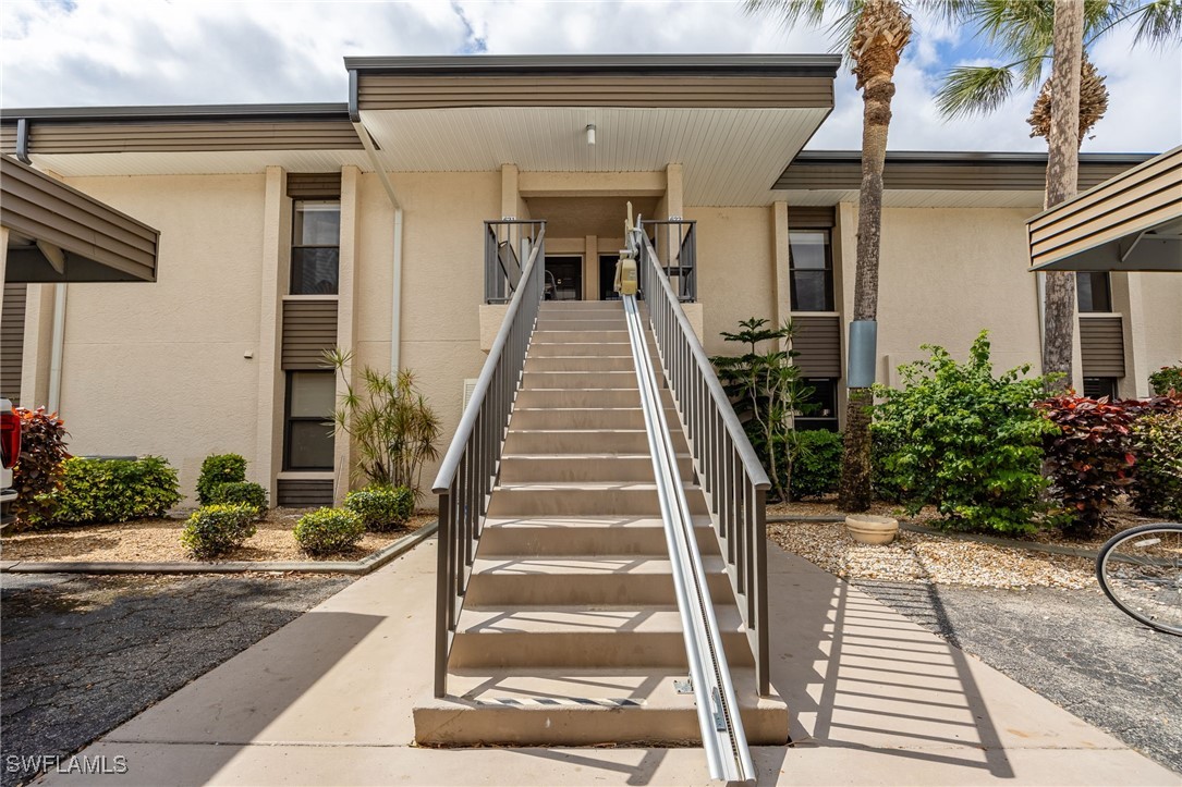 5865 Trailwinds DR 621