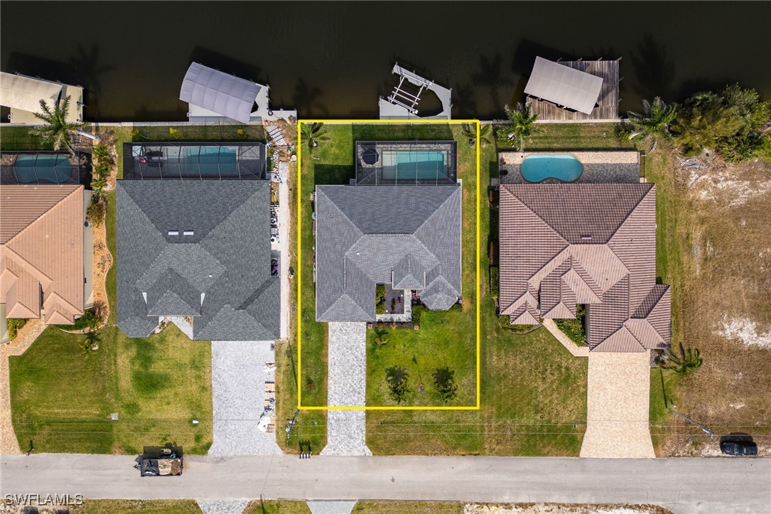 1707 NW 38th AVE