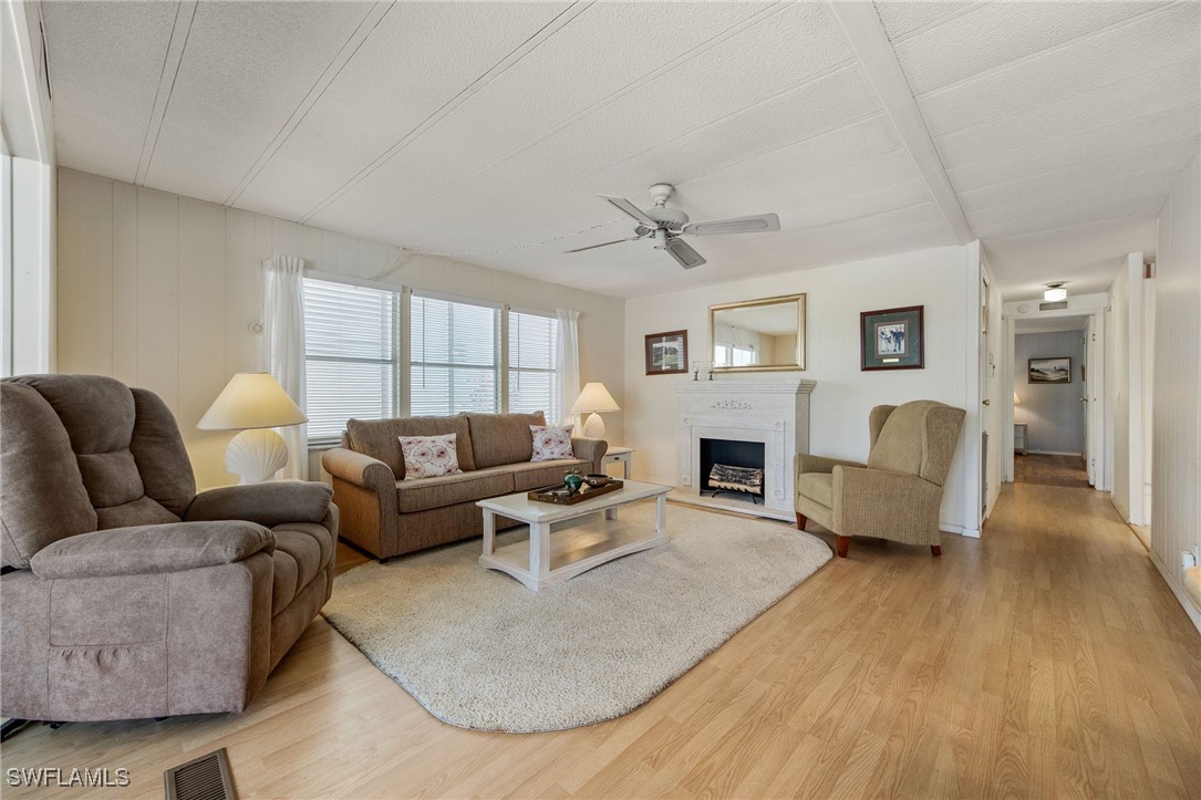 168 Yancey LN