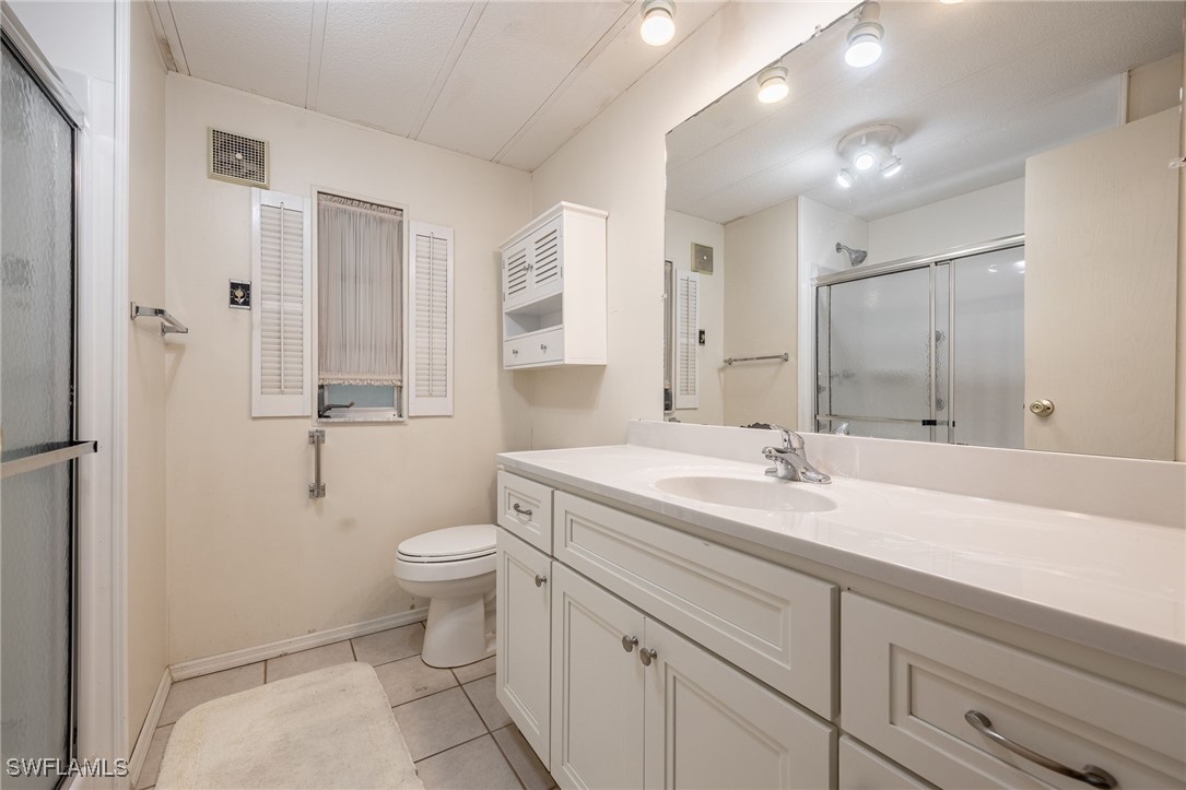 168 Yancey LN