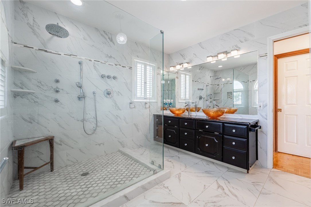 17911 Grey Heron CT