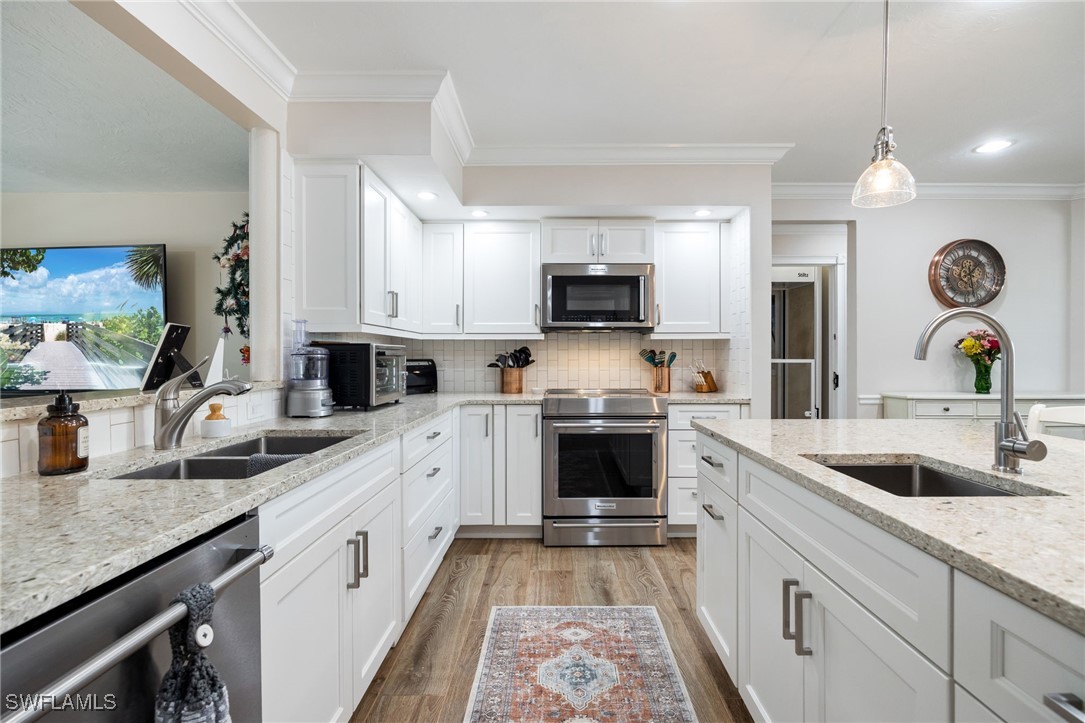 17930 Grey Heron CT