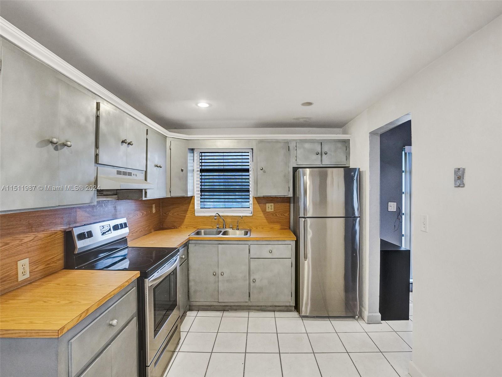 1240 NW 172nd St