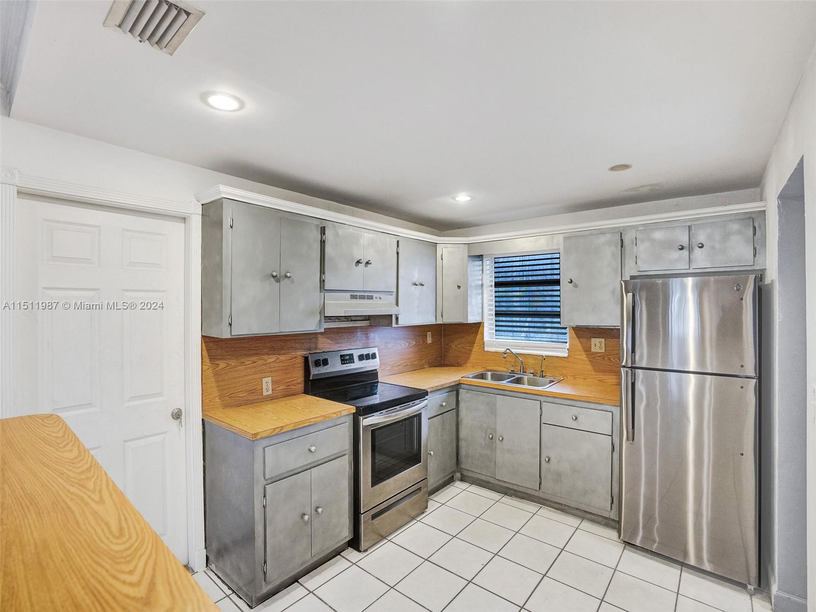 1240 NW 172nd St