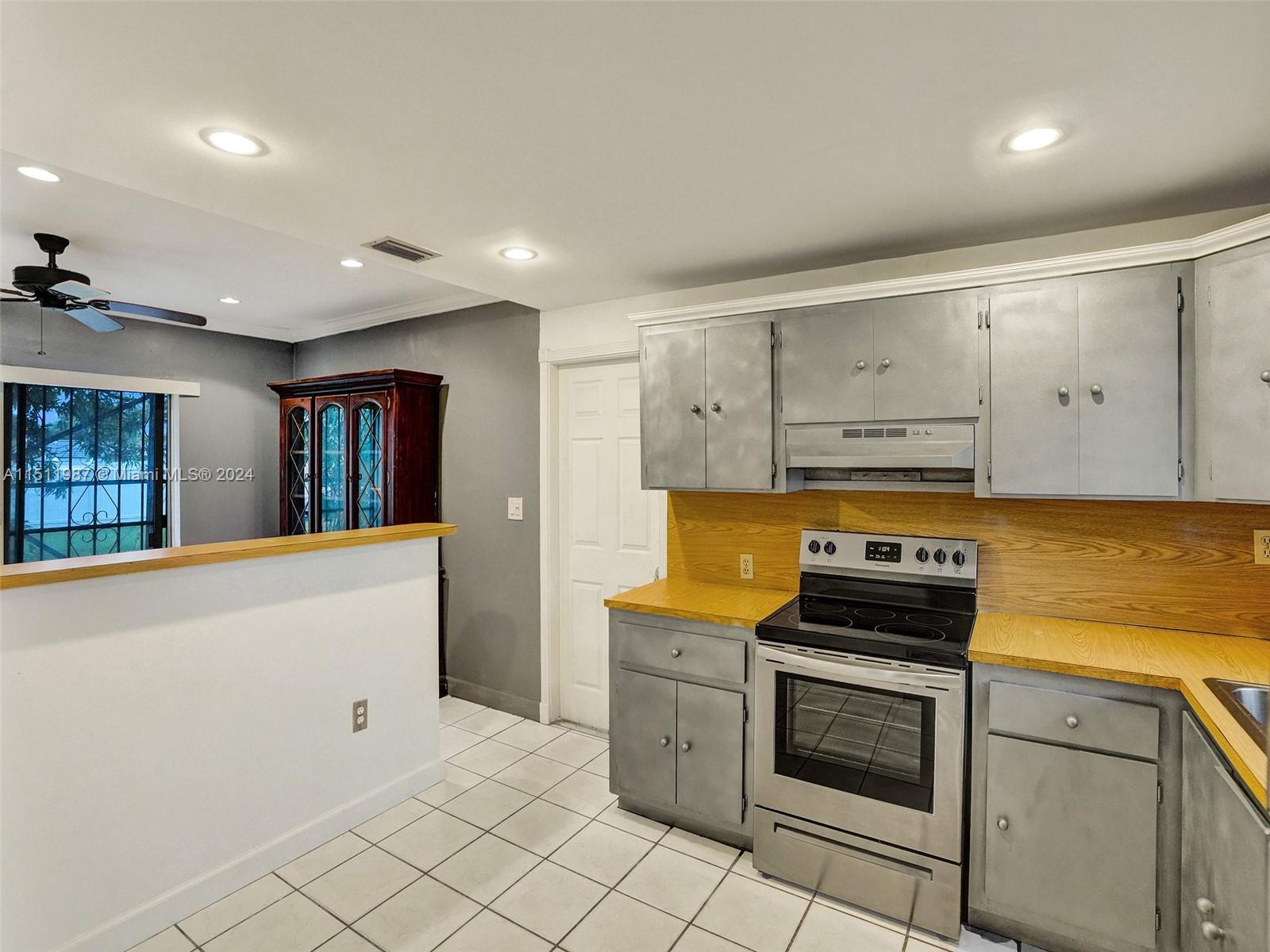 1240 NW 172nd St