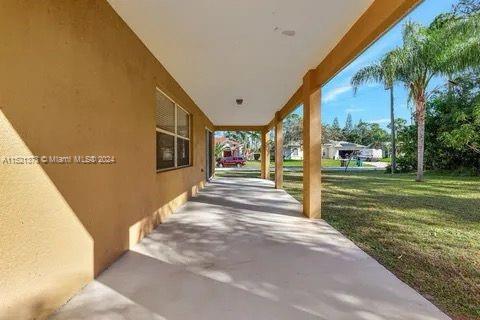 1502 SW Fresno Rd, Port St. Lucie