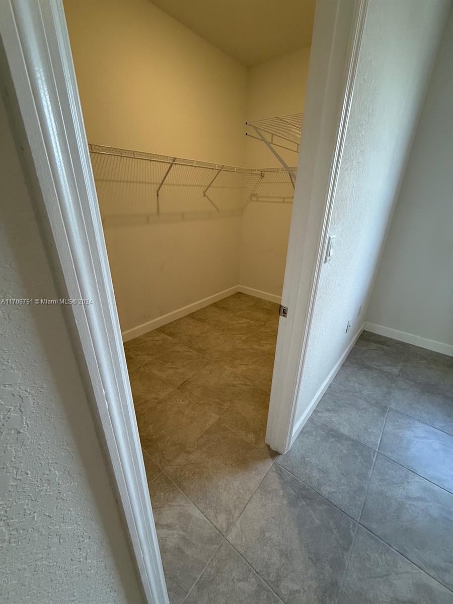 650 SW 12th St # 0 Unit: #0