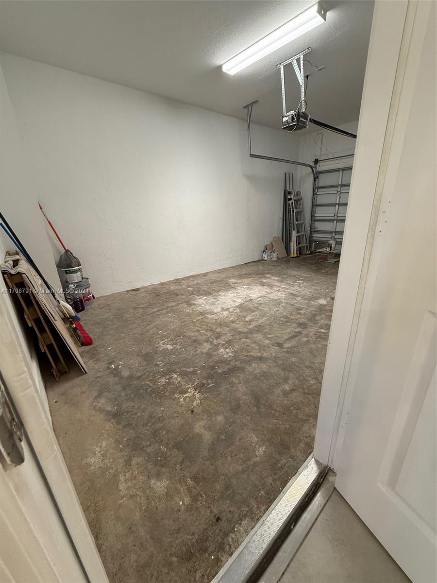650 SW 12th St # 0 Unit: #0