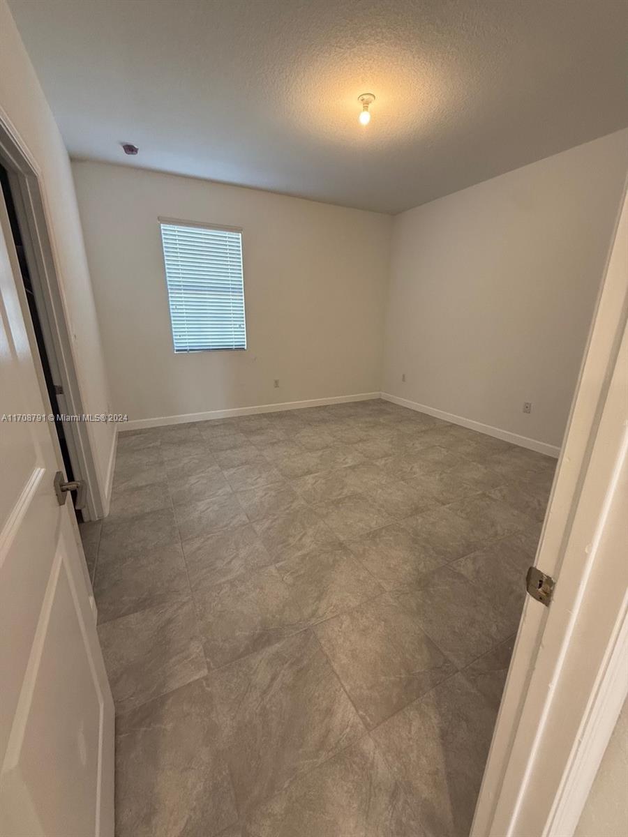 650 SW 12th St # 0 Unit: #0