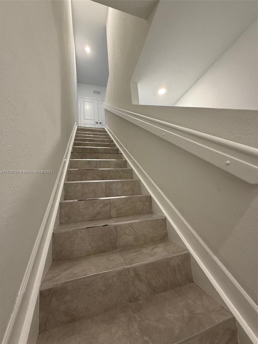 650 SW 12th St # 0 Unit: #0