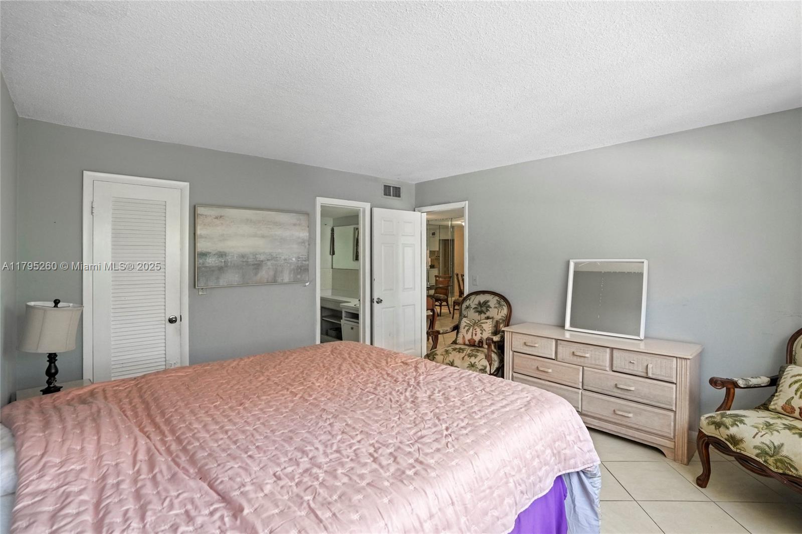 2081 S Ocean Dr # 210