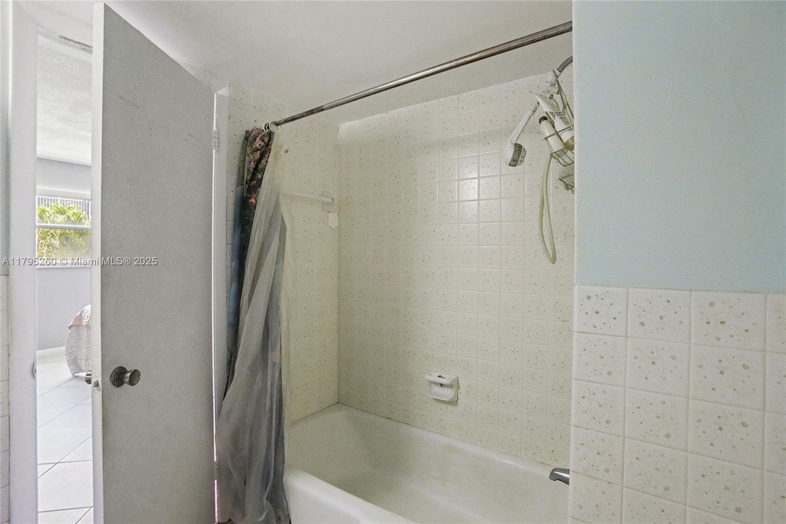 2081 S Ocean Dr # 210