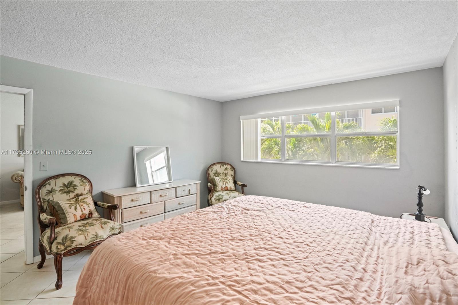 2081 S Ocean Dr # 210