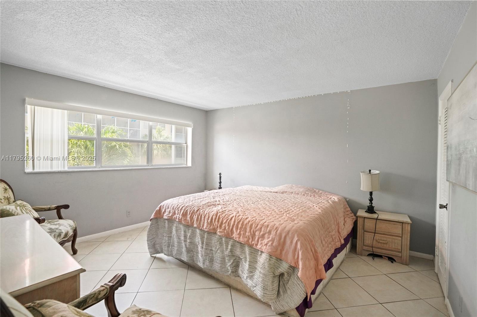 2081 S Ocean Dr # 210