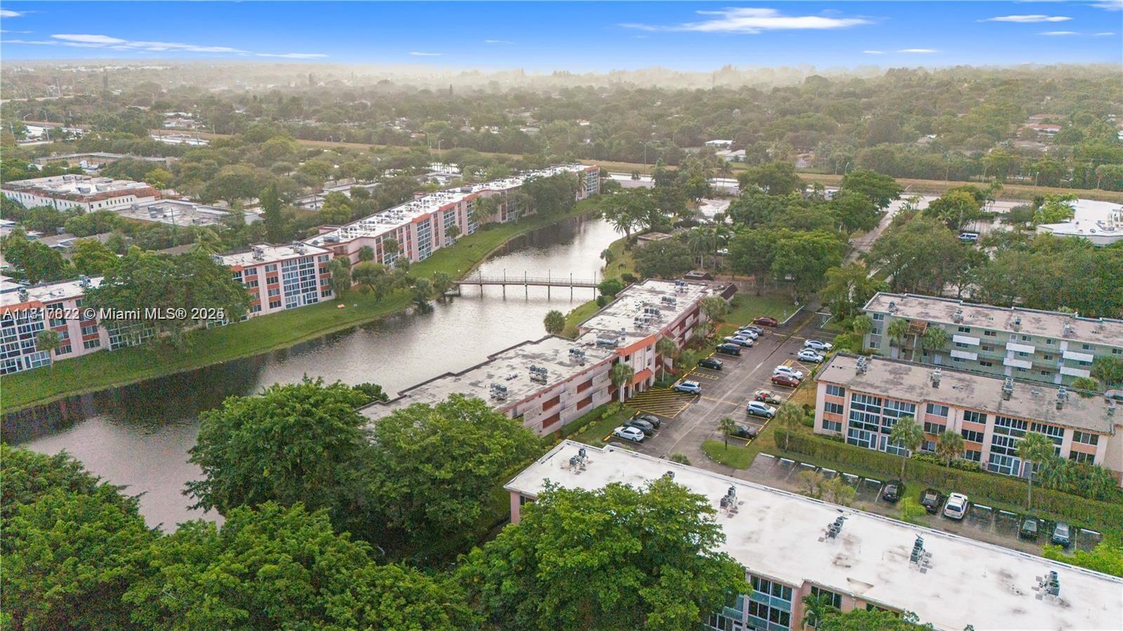 1080 Del Lago Cir # 103