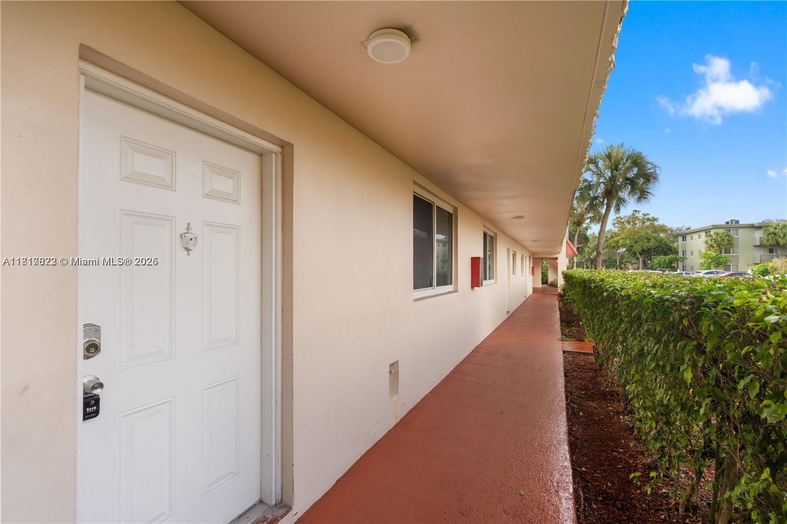 1080 Del Lago Cir # 103