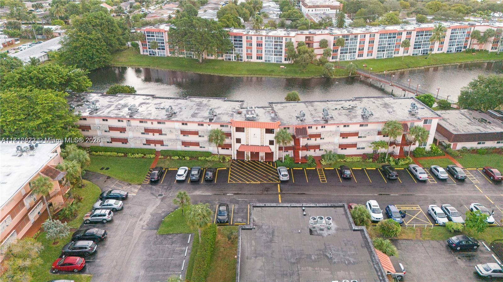 1080 Del Lago Cir # 103