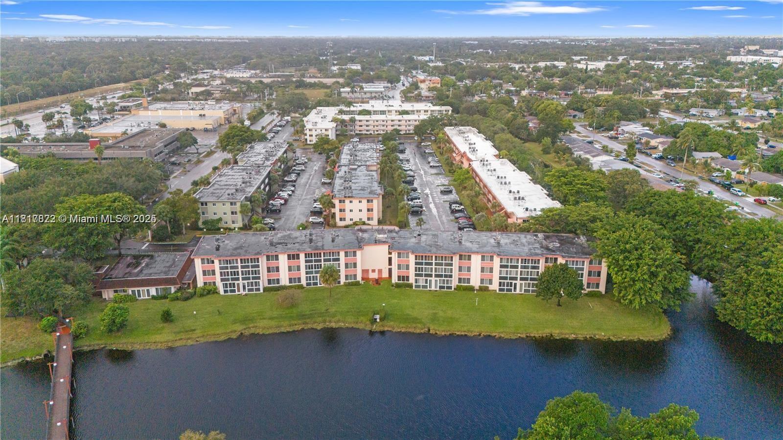 1080 Del Lago Cir # 103