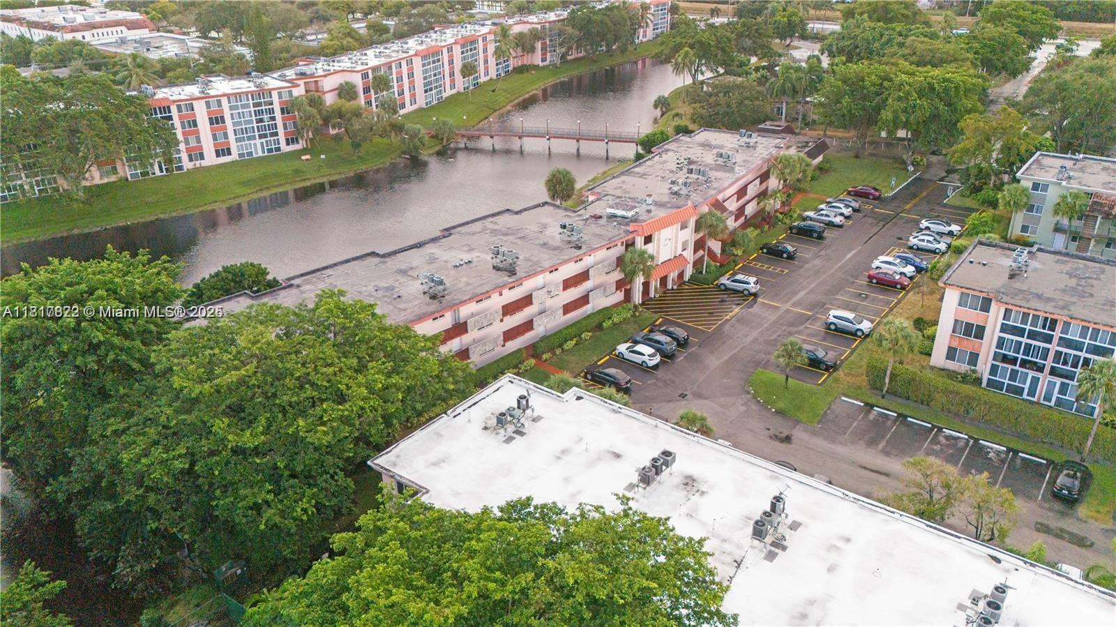 1080 Del Lago Cir # 103