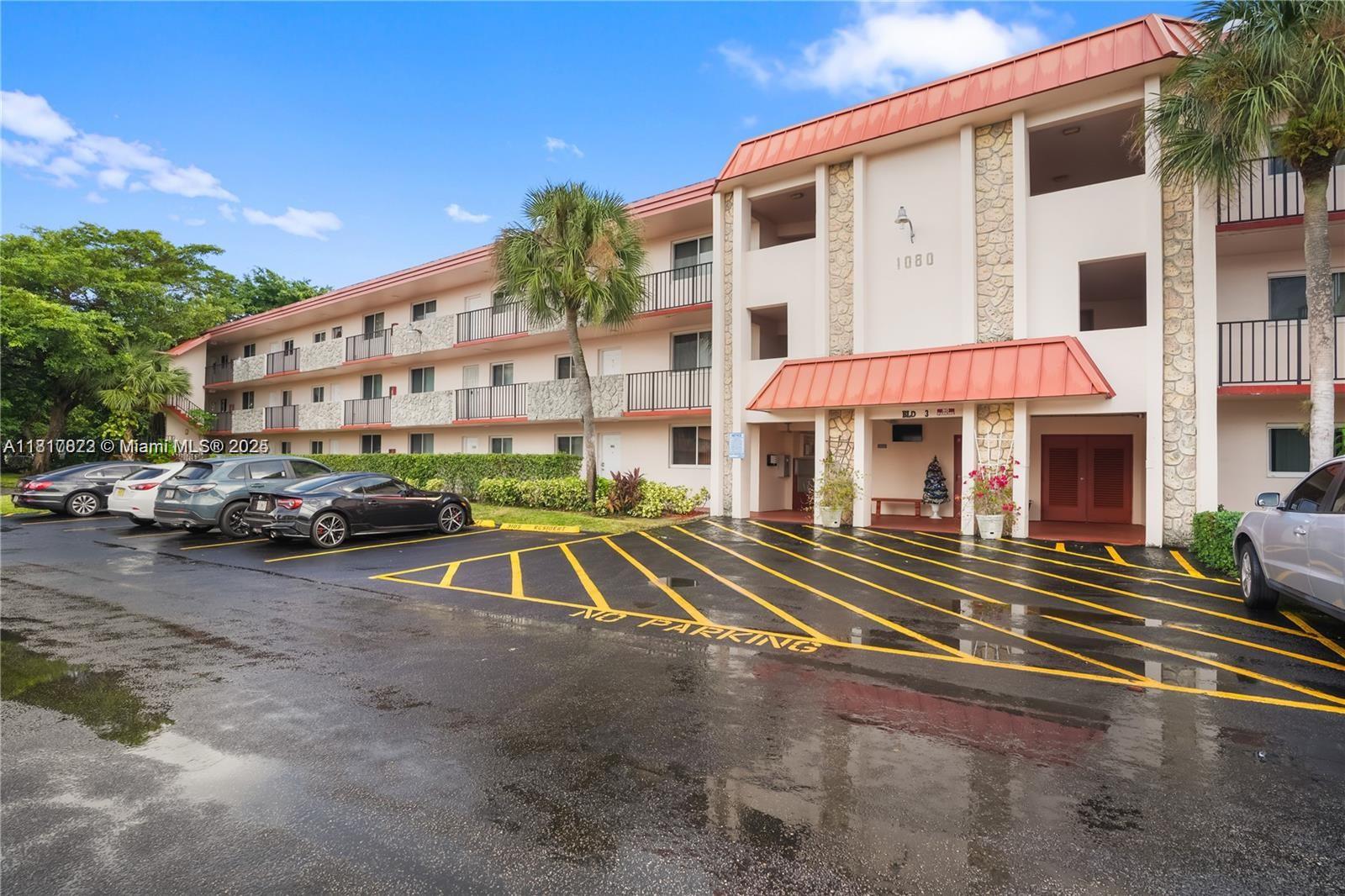 1080 Del Lago Cir # 103