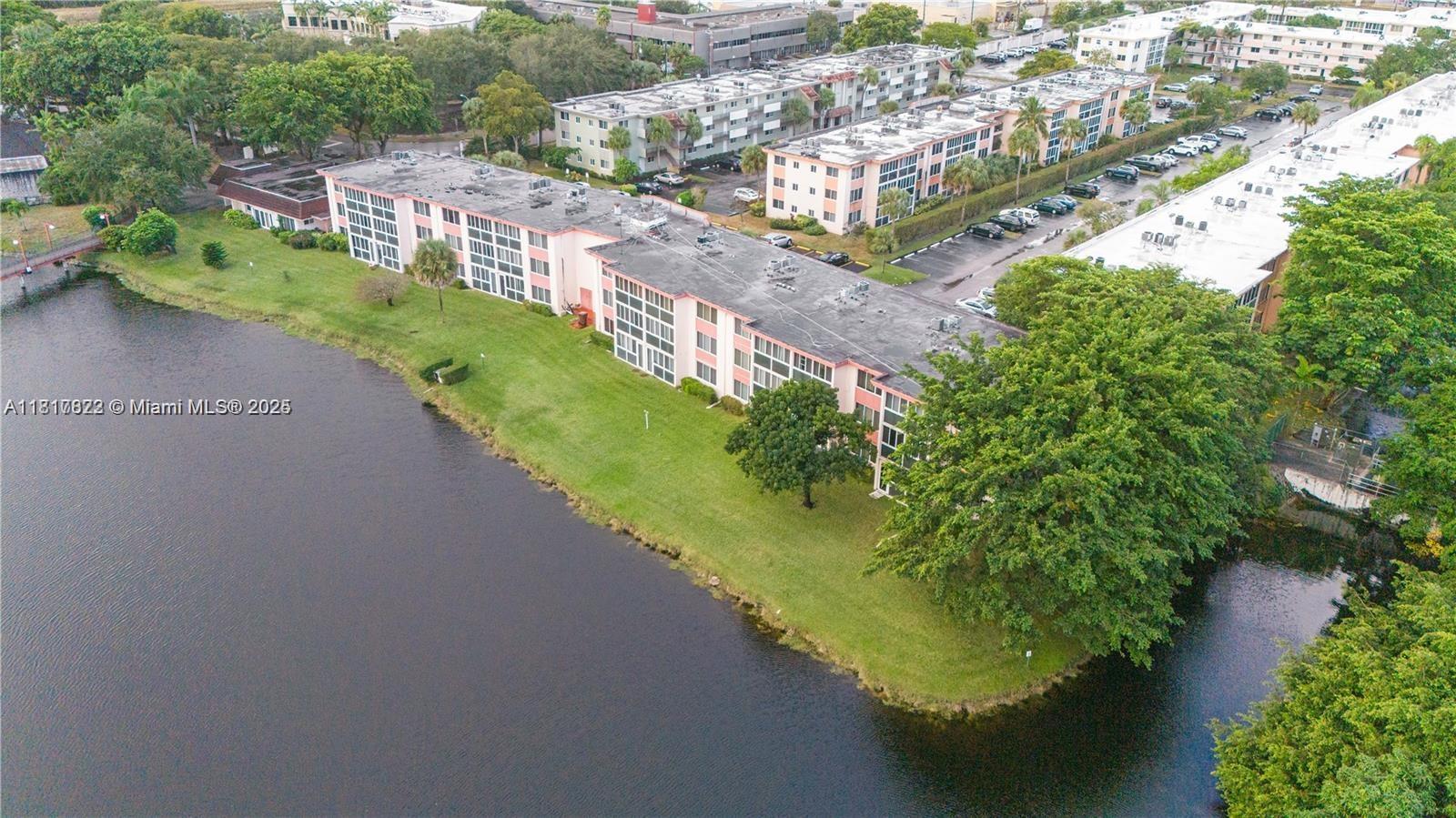 1080 Del Lago Cir # 103