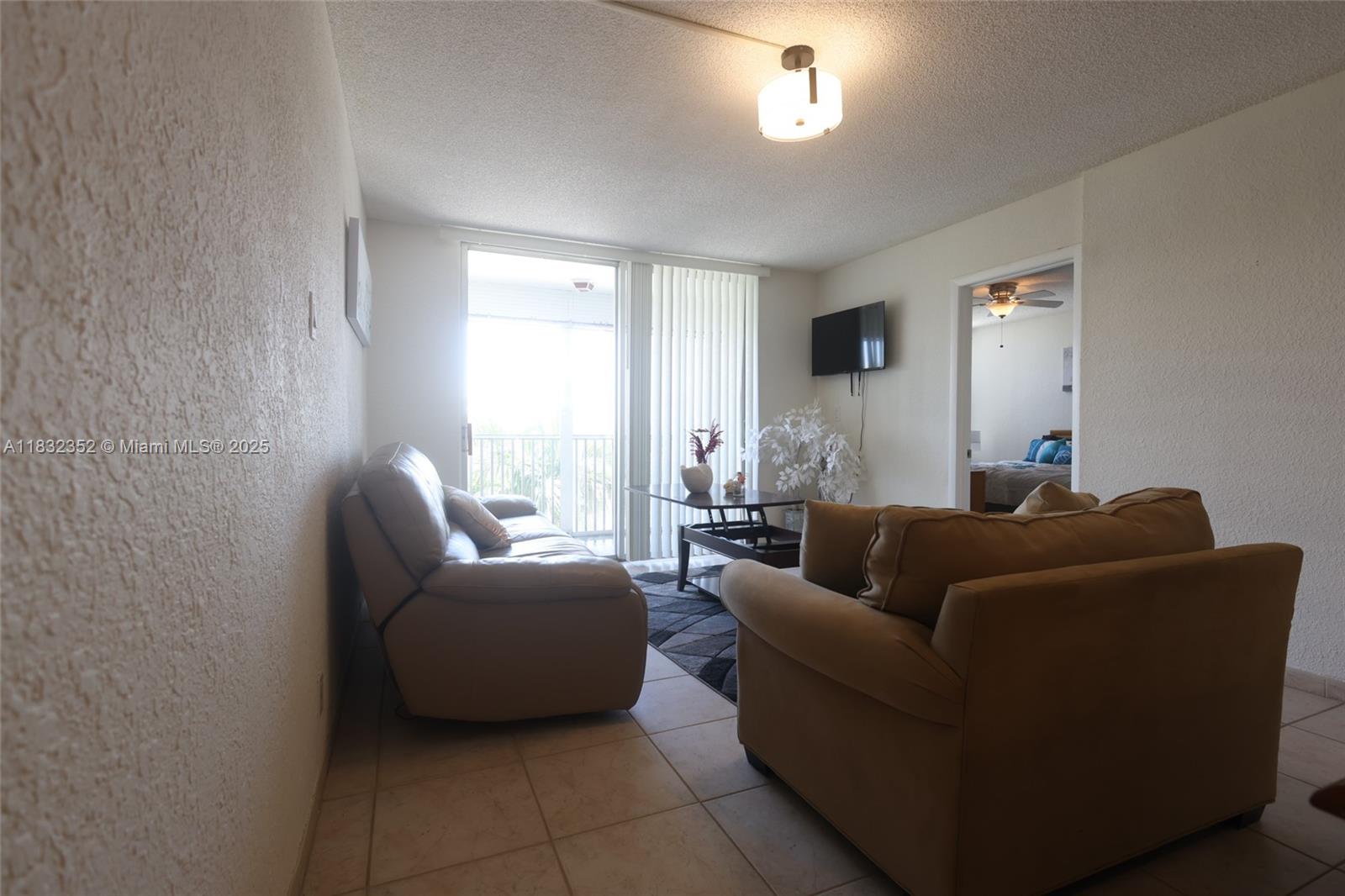 1391 S Ocean Blvd # 409