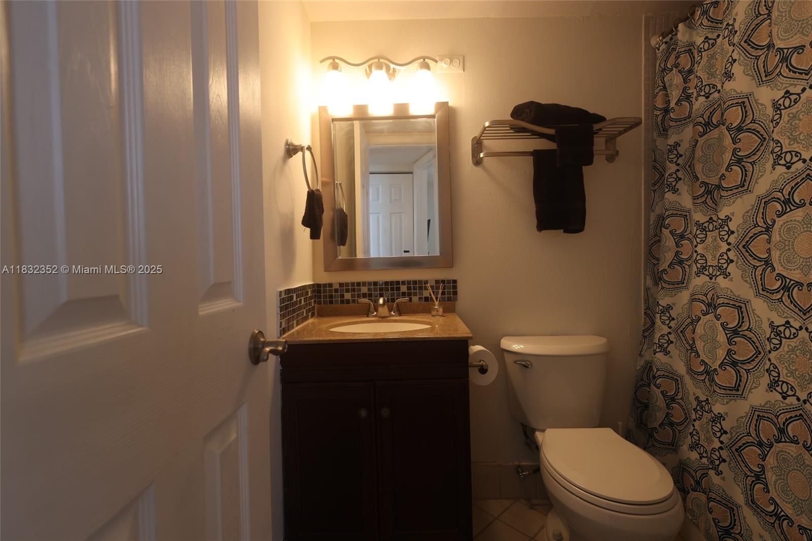 1391 S Ocean Blvd # 409