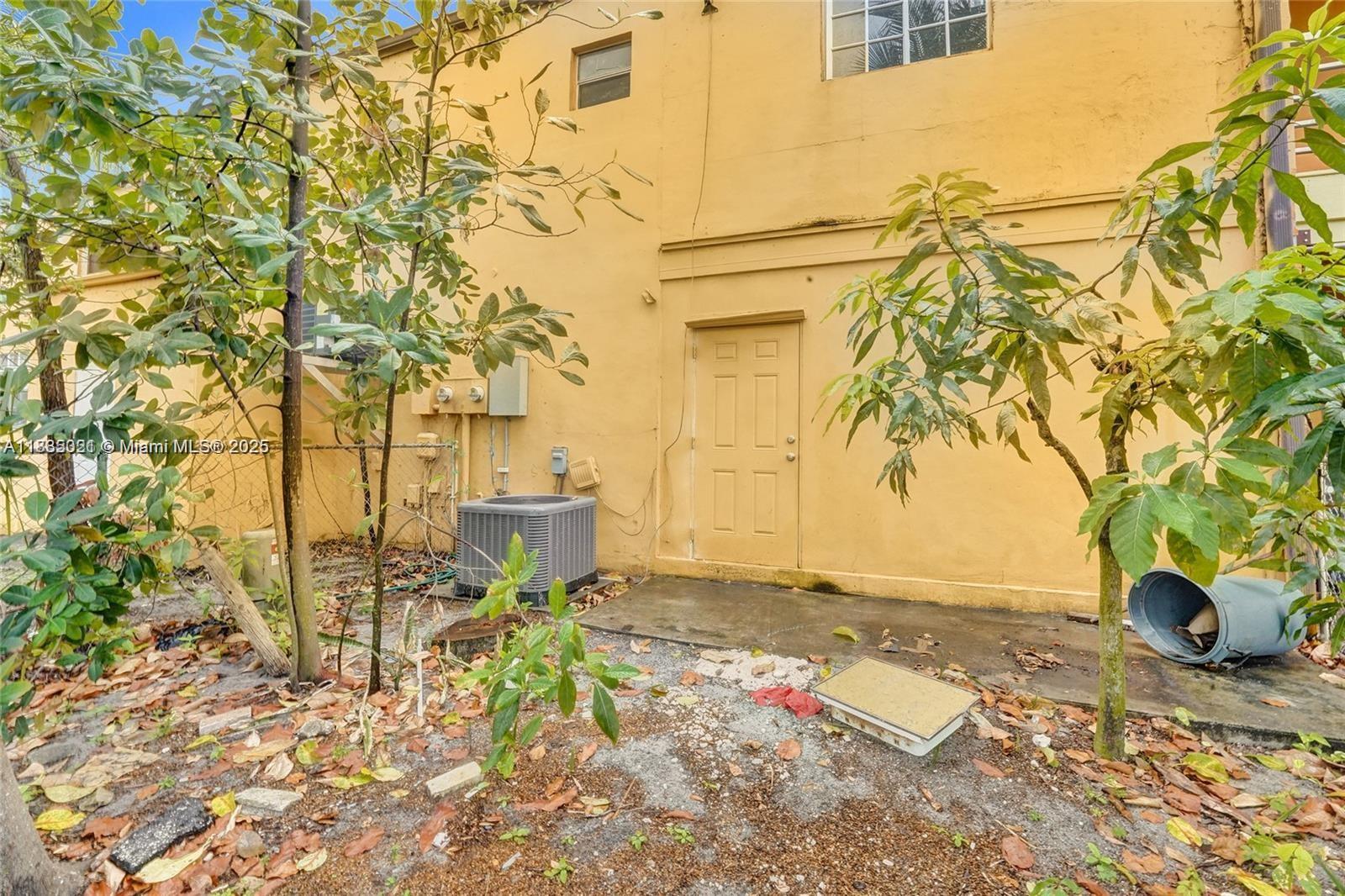 5963 NW 25th Ct # 210