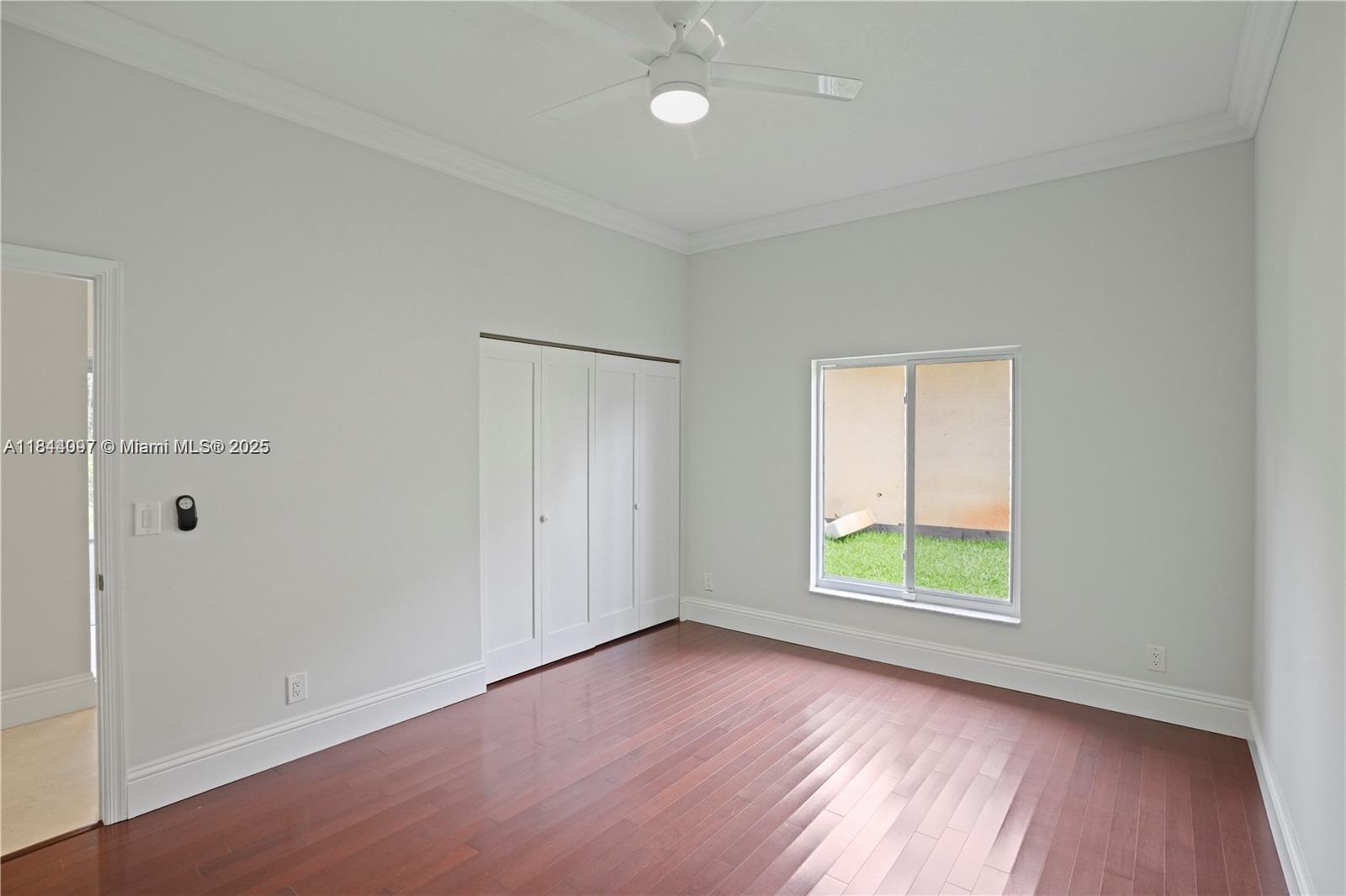 720 W Cypress Pointe Dr W