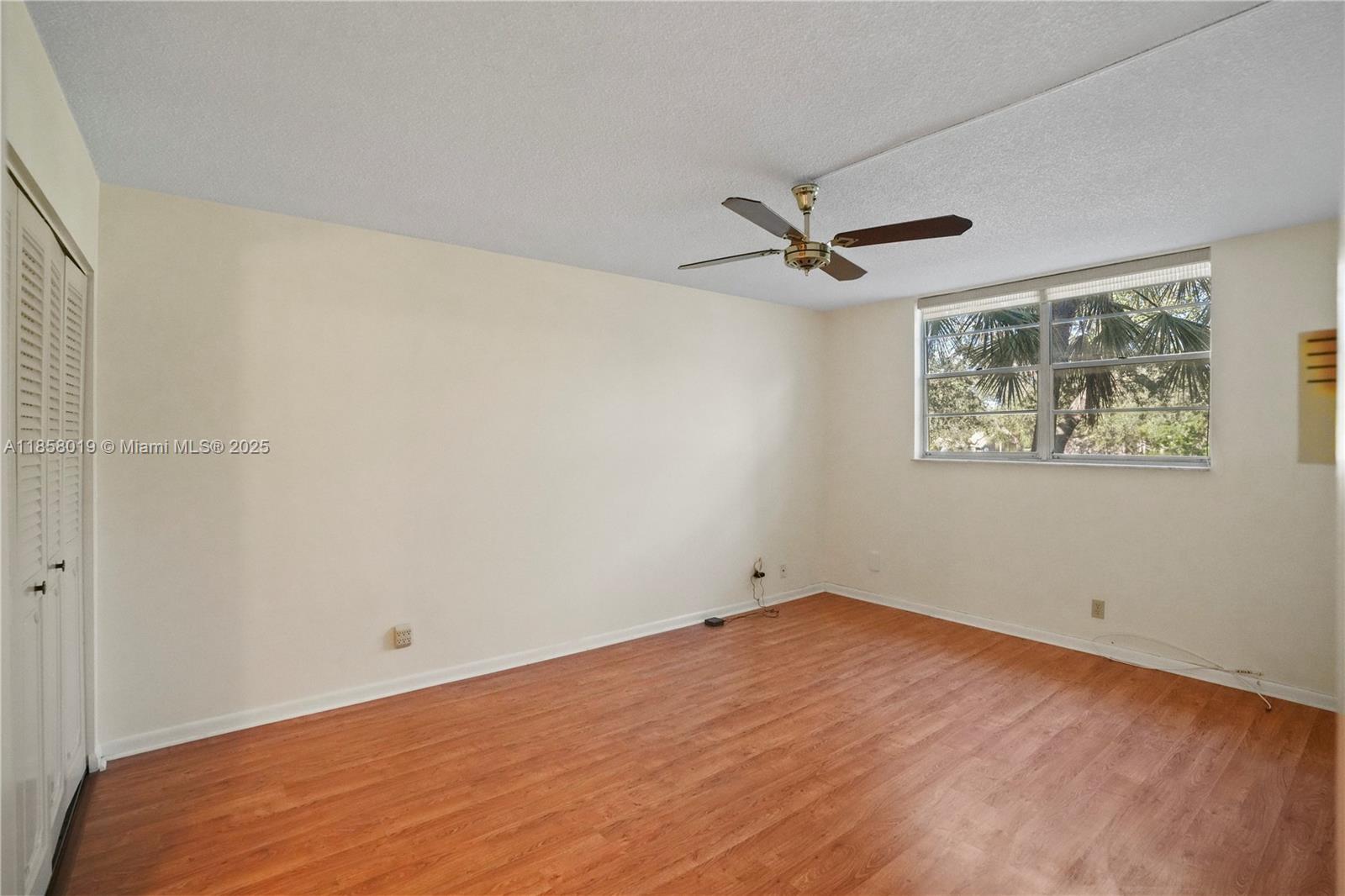 3170 Holiday Springs Blvd # 203