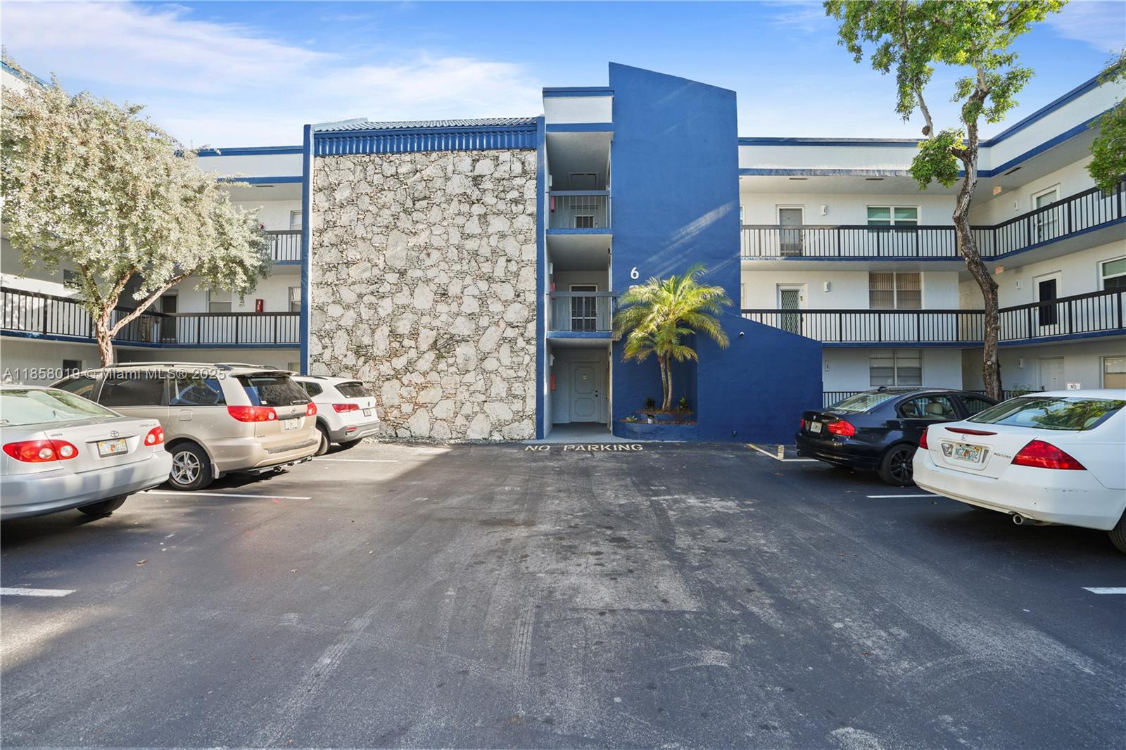 3170 Holiday Springs Blvd # 203