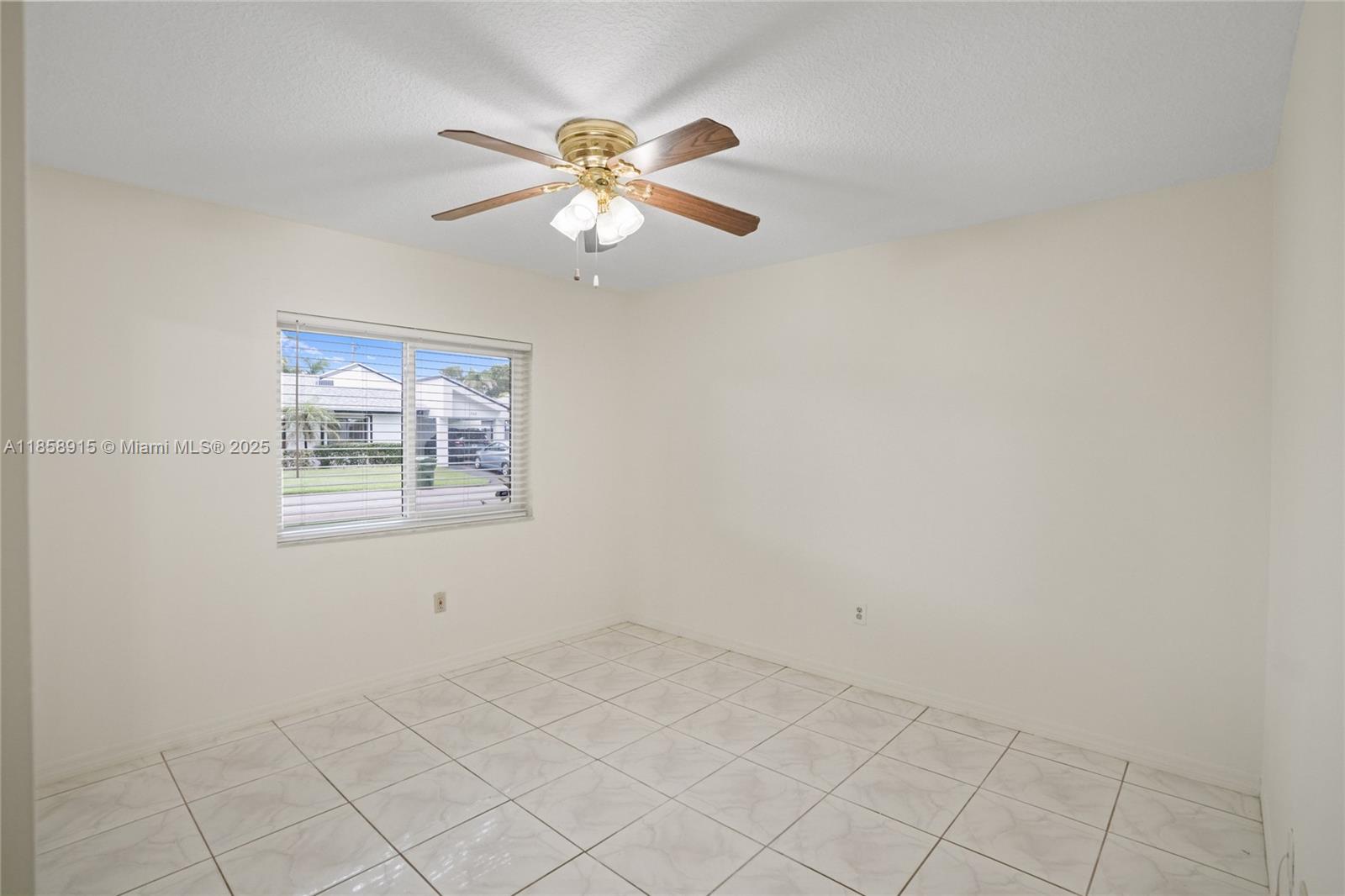 347 Fairway Cir # 62