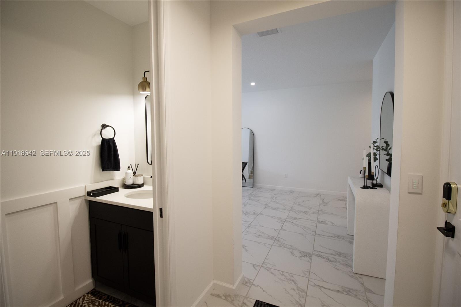 228 NW 36th Ave