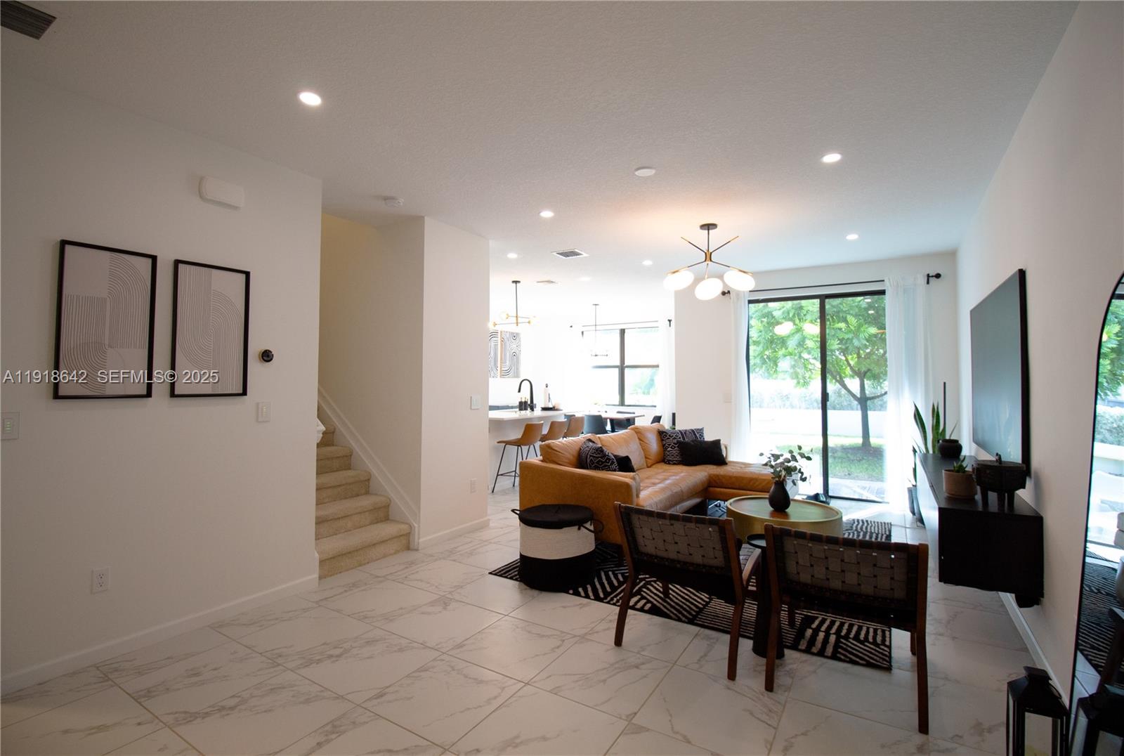 228 NW 36th Ave