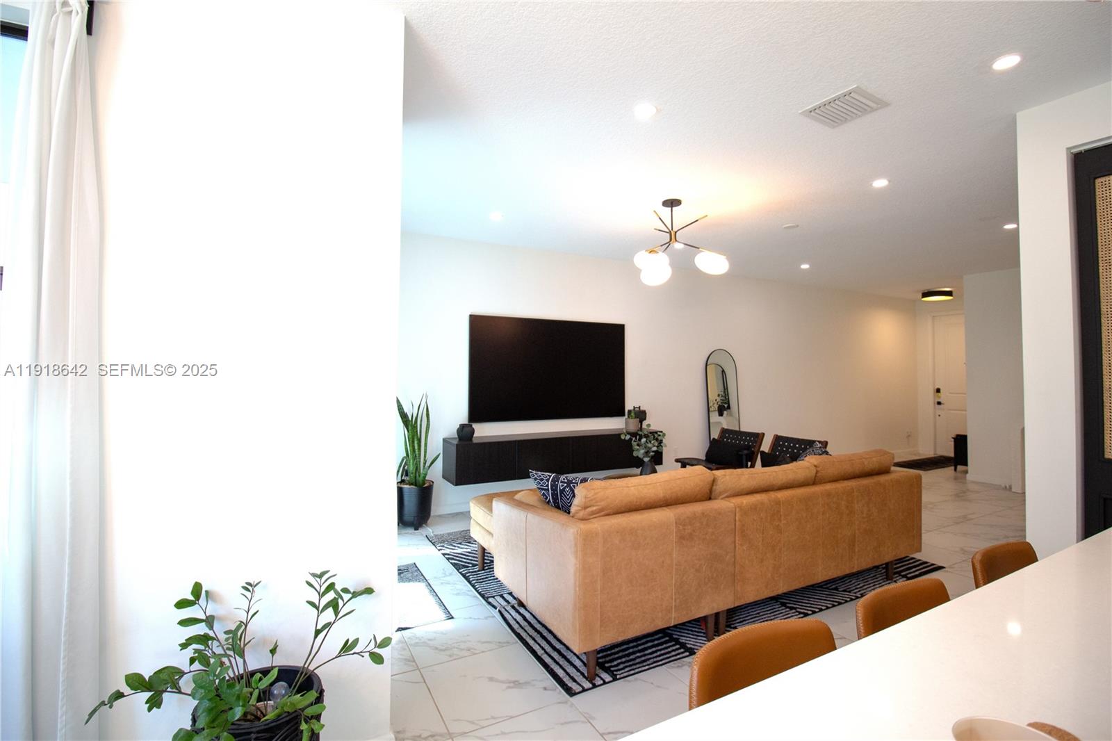 228 NW 36th Ave