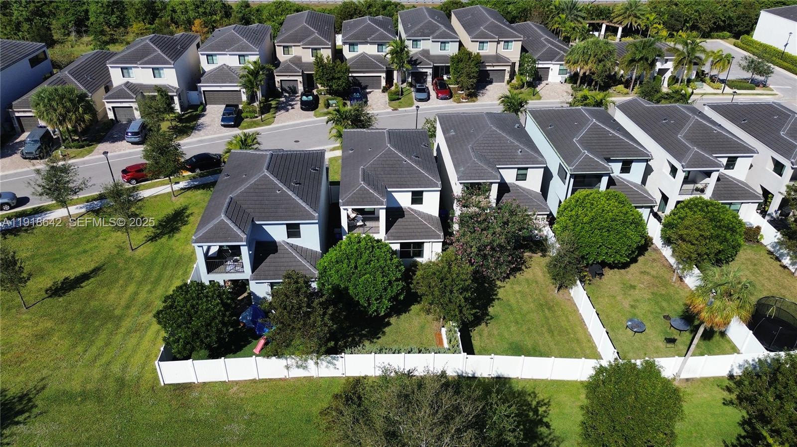228 NW 36th Ave