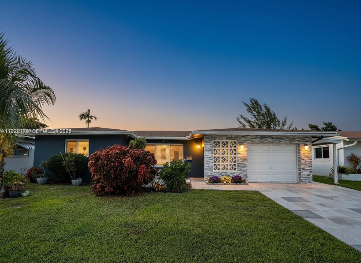 4905 NW 49th Rd