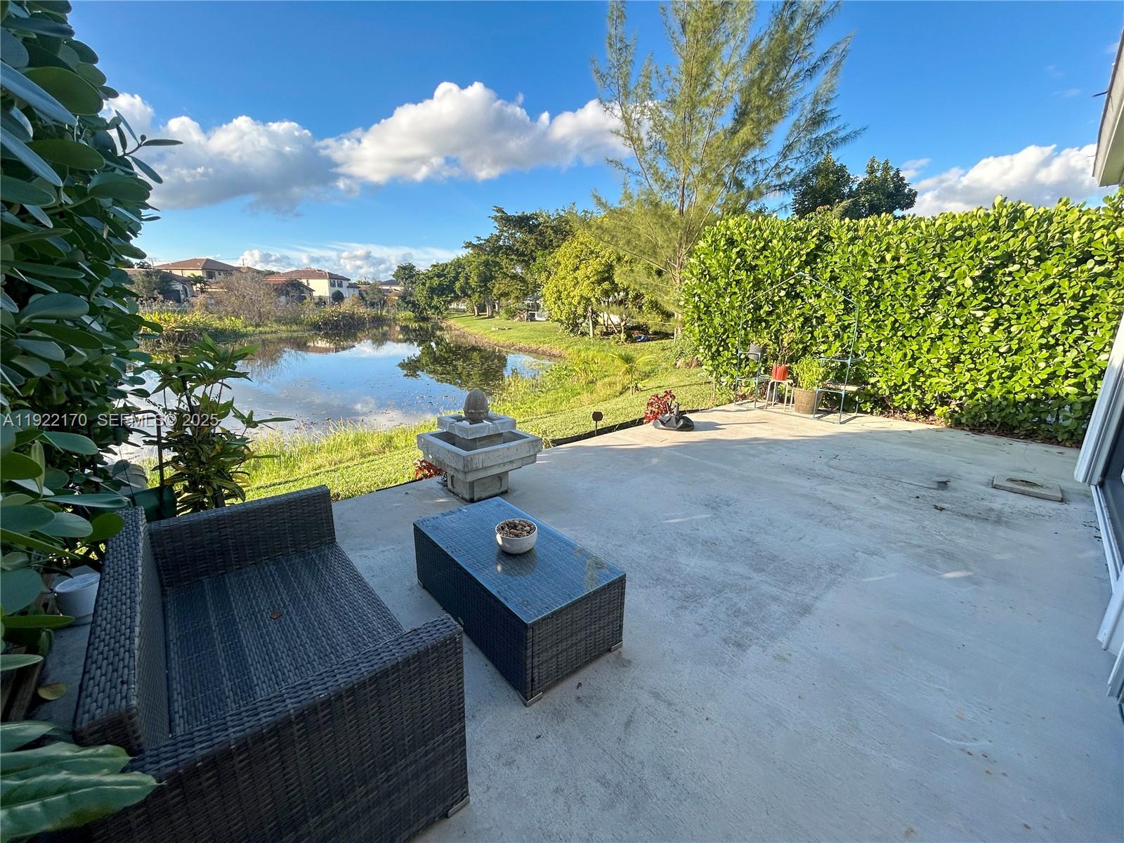 4905 NW 49th Rd