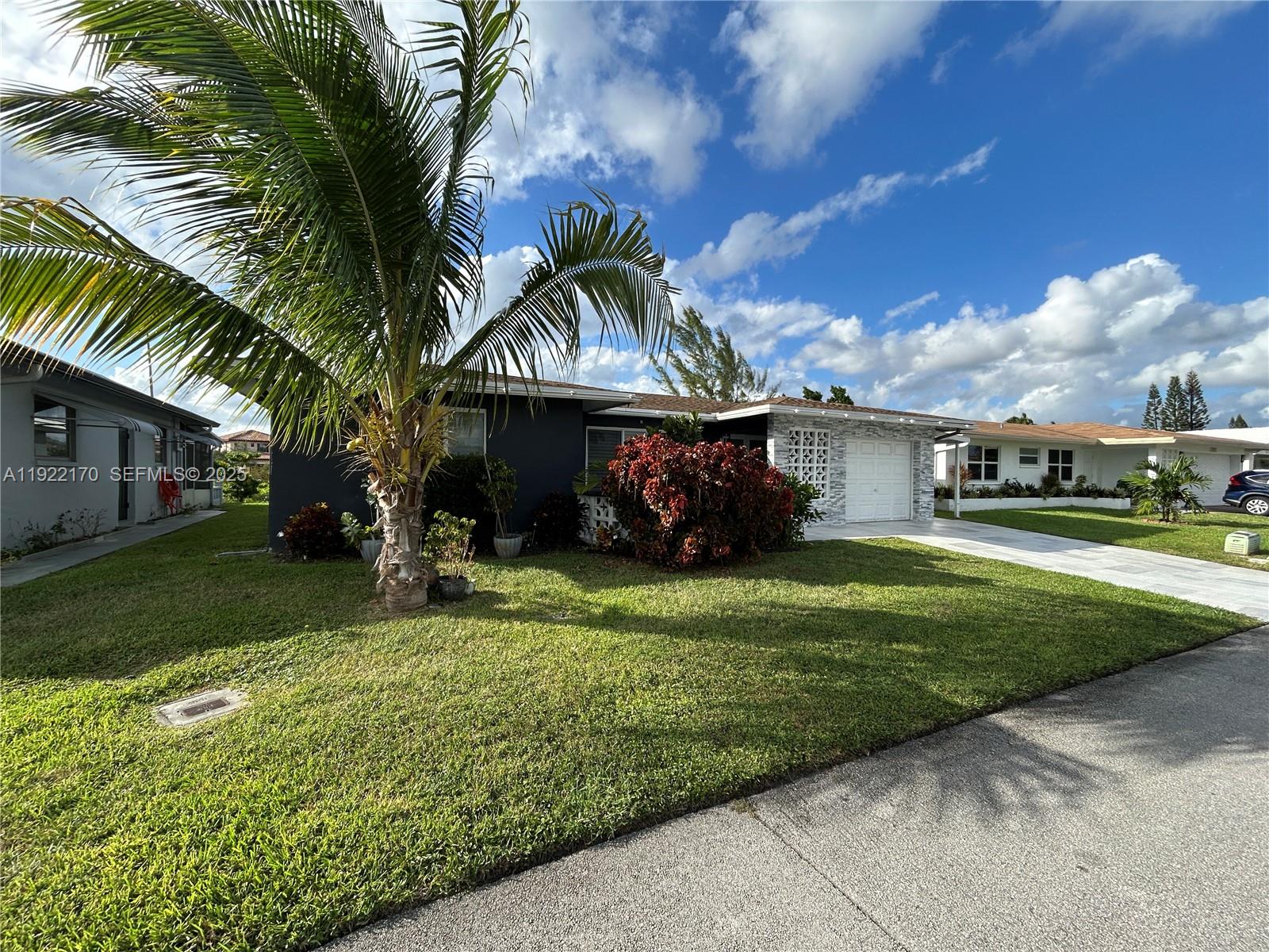 4905 NW 49th Rd