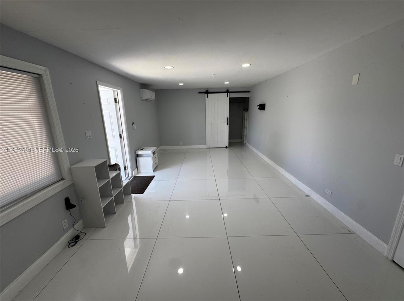 5181 NE 16th Ave # B