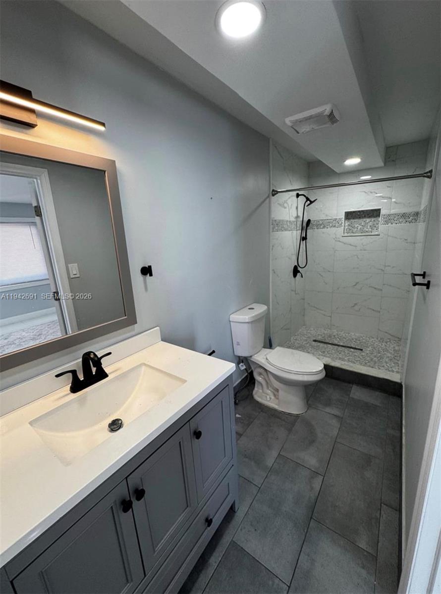 5181 NE 16th Ave # B