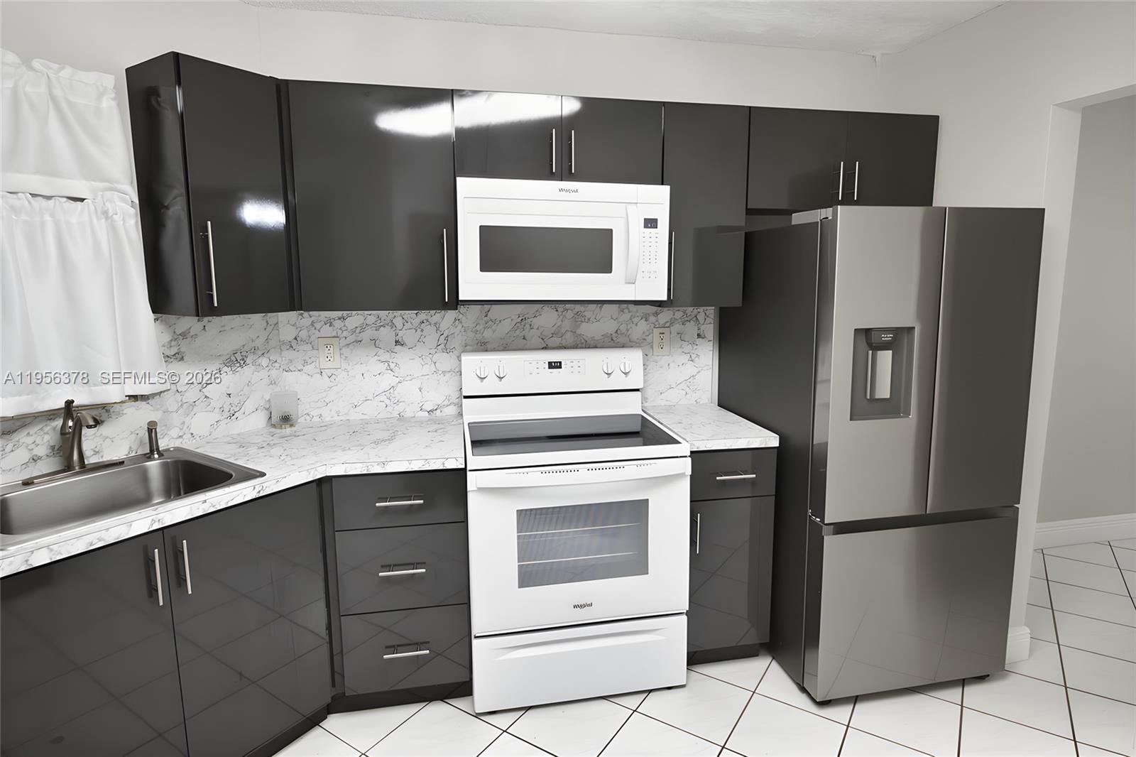 6555 W Broward Blvd # 303