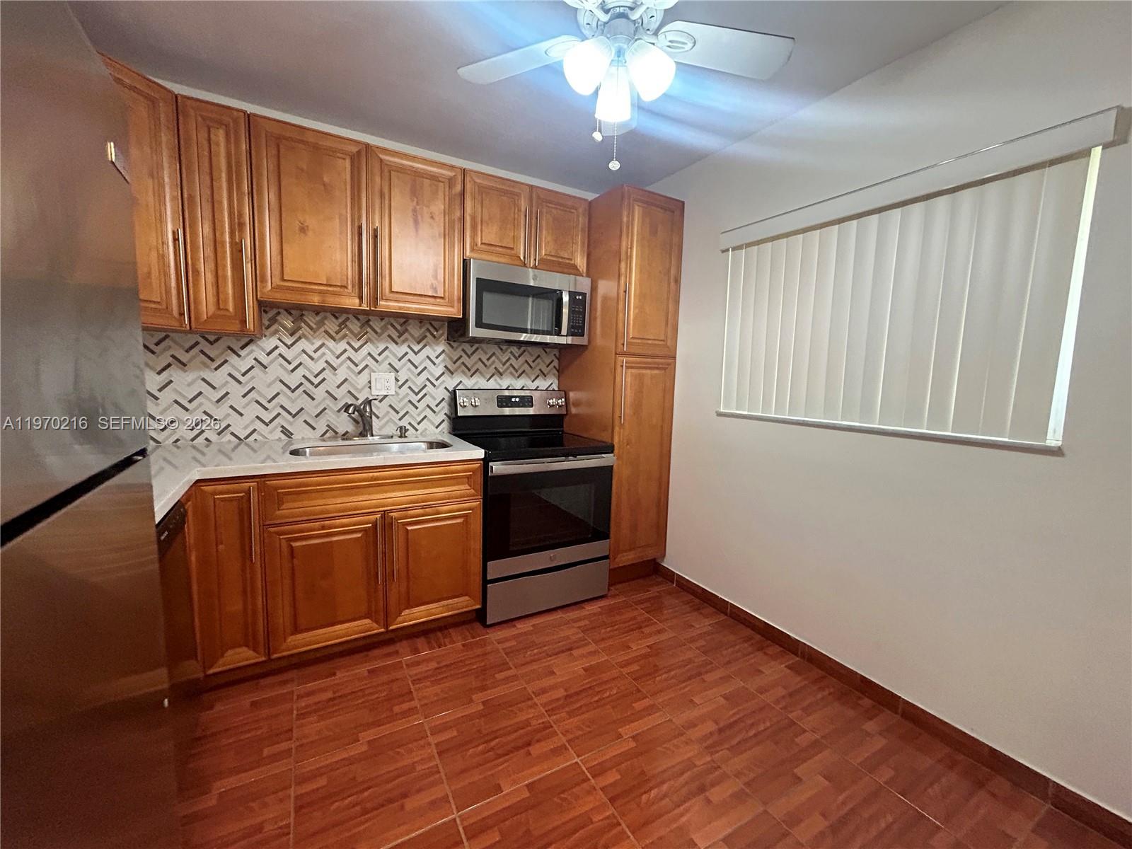 1080 Del Lago Cir # 202