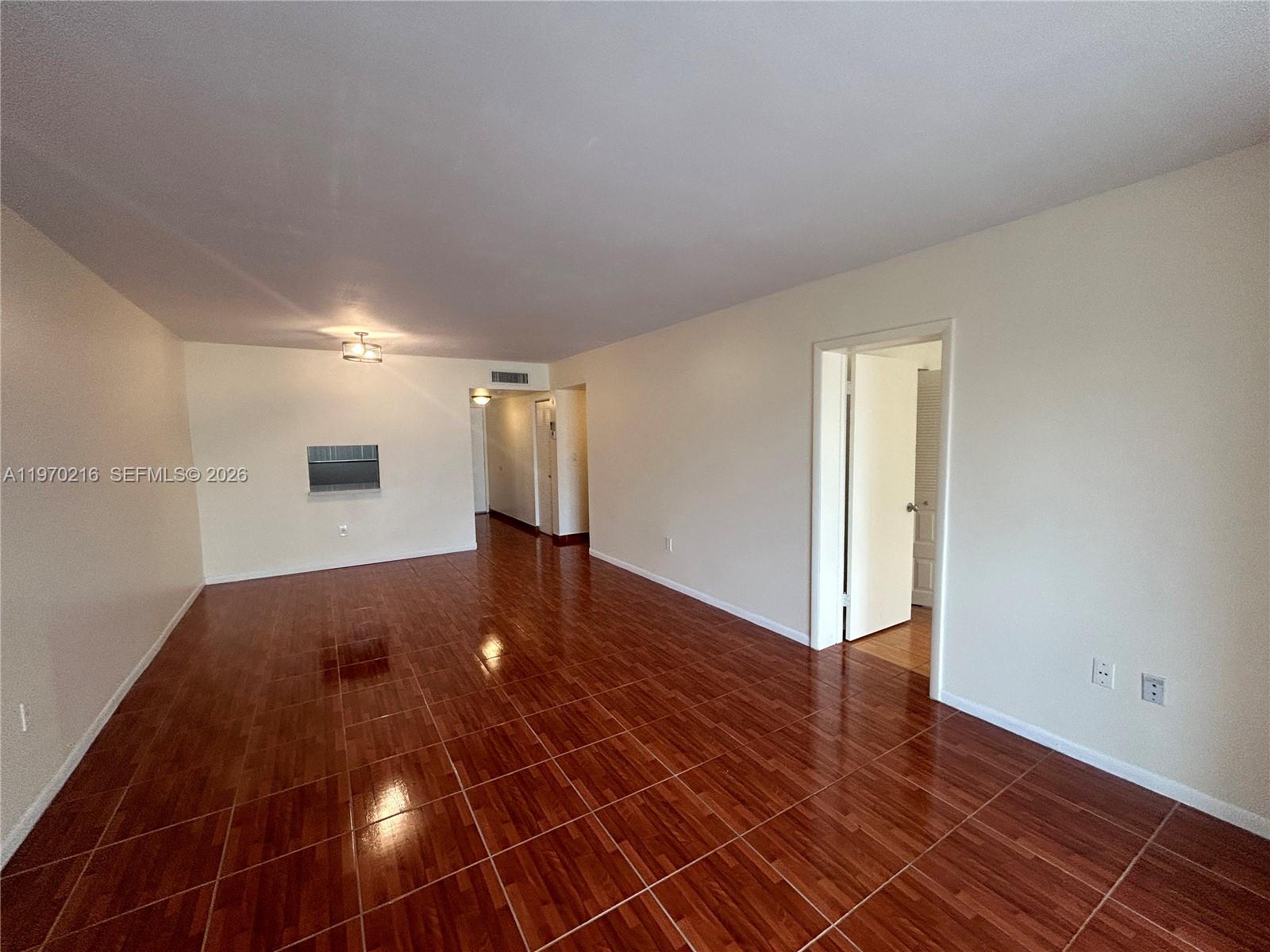 1080 Del Lago Cir # 202