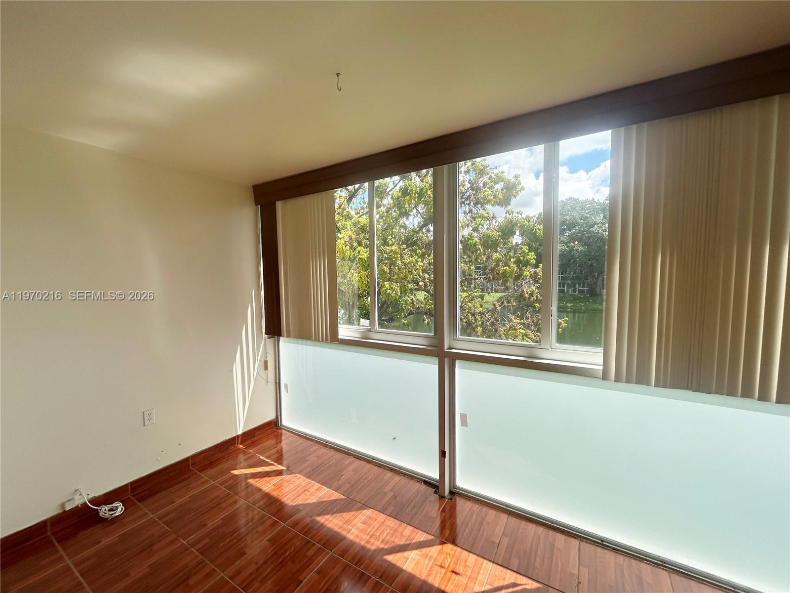 1080 Del Lago Cir # 202