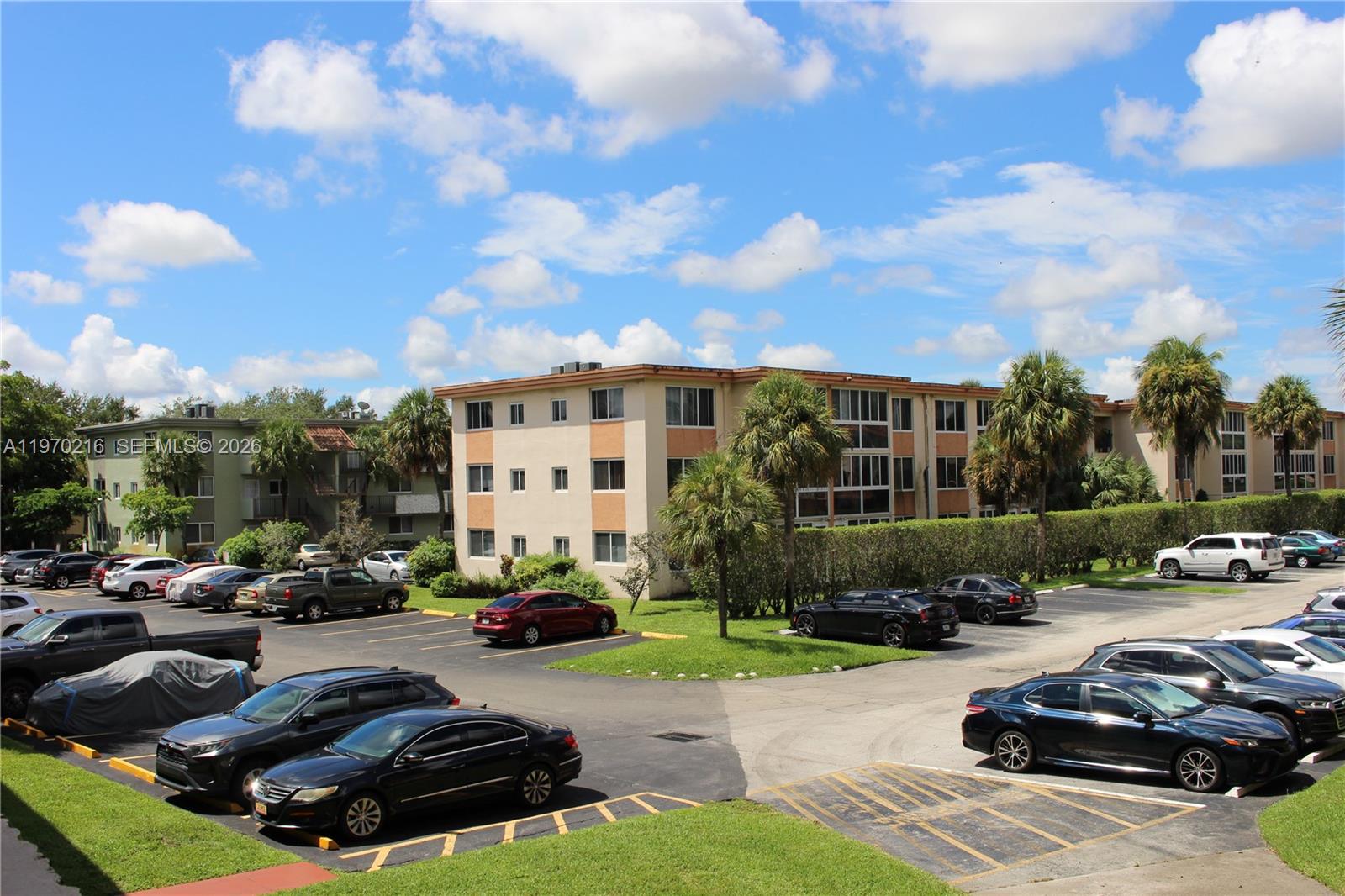 1080 Del Lago Cir # 202
